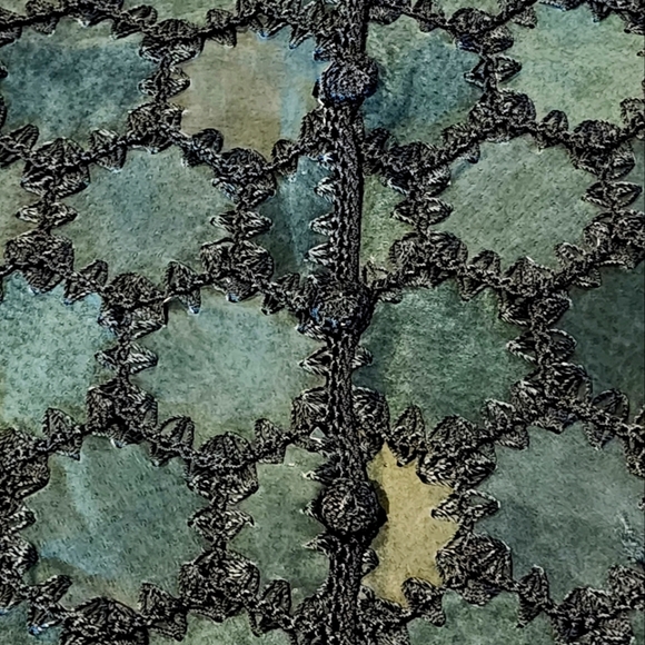 SOLD Rare Vintage LEATHET Green Suede Patchwork Vest Boho Scallop Crochet Size S - Picture 10 of 11